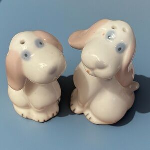 Adorable Pair of Puppy Salt & Pepper Shakers! Vintage - Made in Taiwan.
